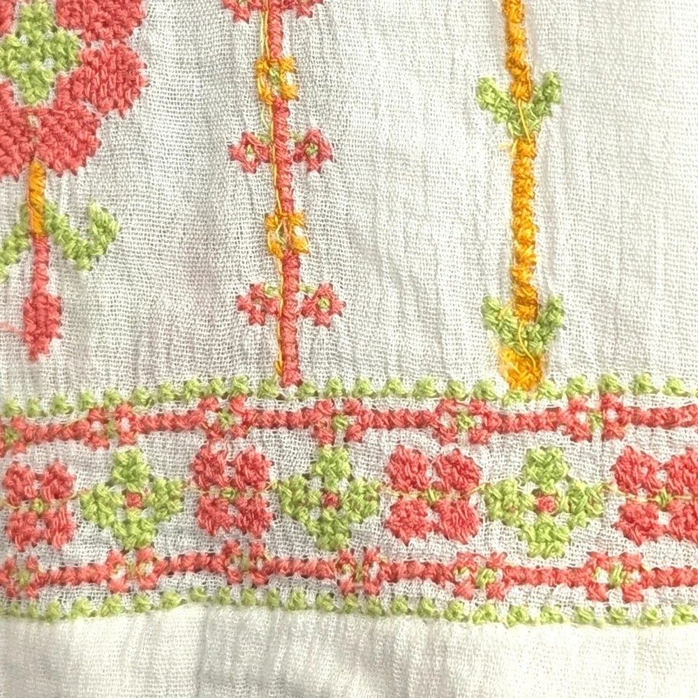 XL J. Jill White Embroidered Peasant Top Boho Floral Tassel Granola Blouse - Picture 5 of 10